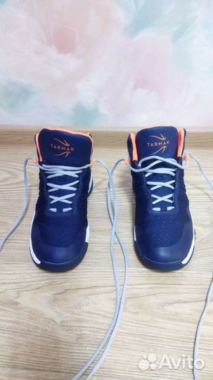 Детские баскетбольные кроссовки р. 38