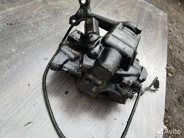 Рулевой редуктор w140