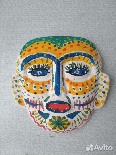 Маска из гипса интерьерная