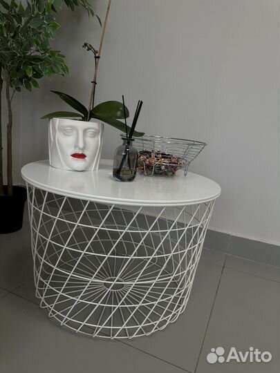 Журнальный столик IKEA