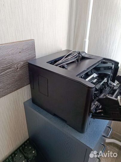 Принтер HP LaserJet Pro 400 M401d