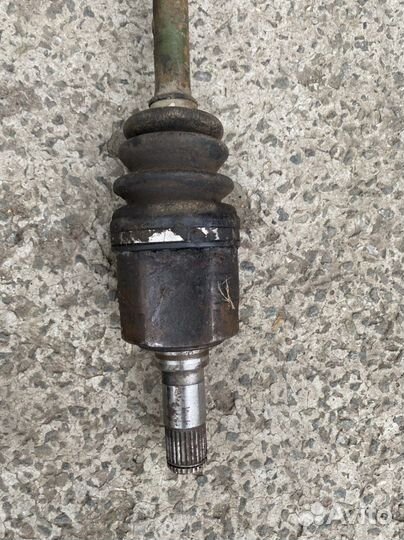 Привод передний левый Kia Rio 1 до 2005 г