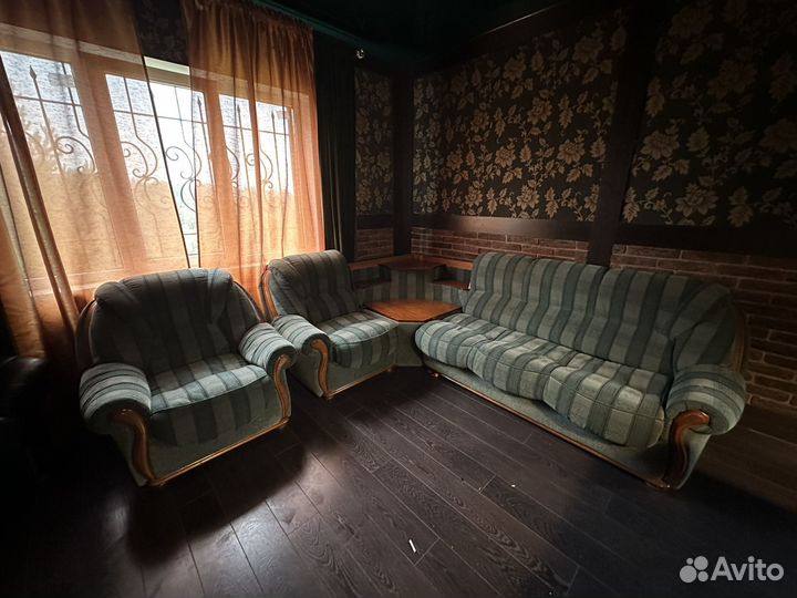 Диваны и кресло бу