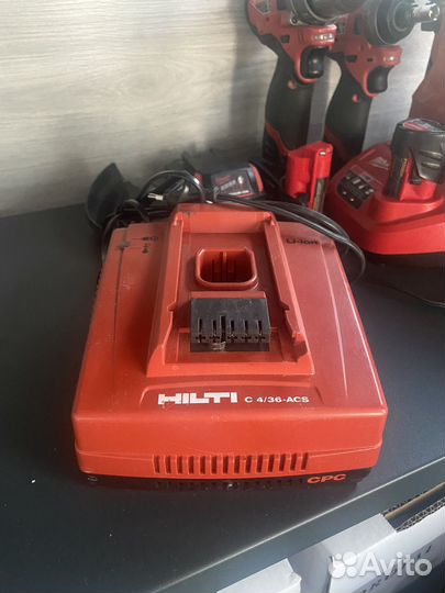 Зарядное устройство Hilti