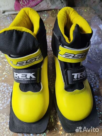 Лыжные ботинки 32р