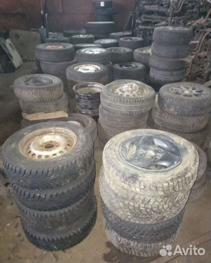 R14 Nokian Tyres Hakka Green 175/65, PCD 4x98 DIA 58.6