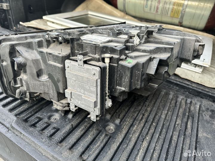 Фара правая бмв g30