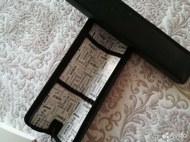 Тушь чёрная китайская, ручка с пером и пеналы