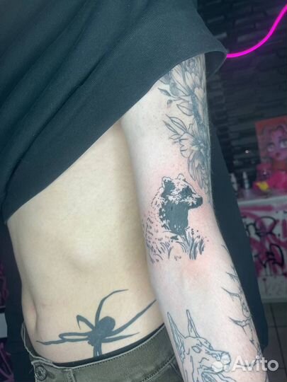 Модель на тату