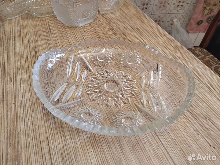 Ваза хрустальная