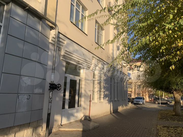 Продам офисное помещение, 125.7 м²