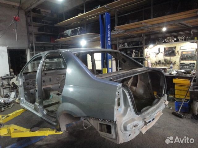 Крыло заднее Logan (05-14) L б/у (арт. 774217812R)