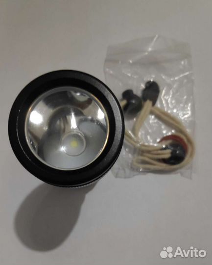 Подводный фонарь для дайвинга