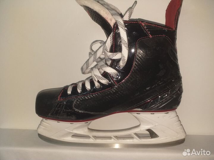 Продам коньки Bauer Vapor X2.7