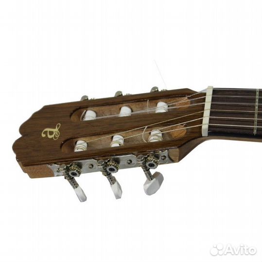 Классическая гитара Admira Paloma