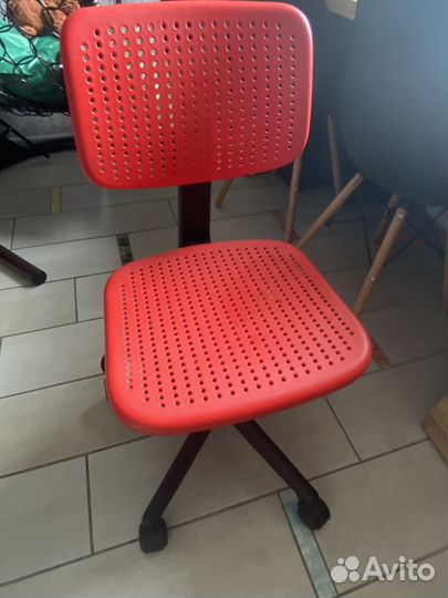 Офисный стул