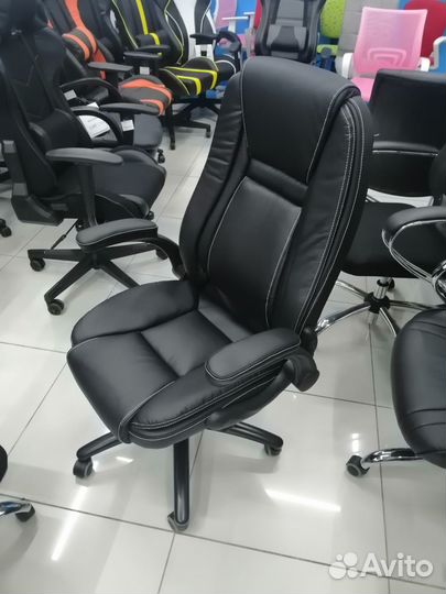 Компьютерное кресло