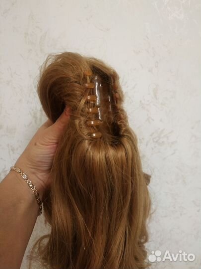 Хвост шиньон на крабе