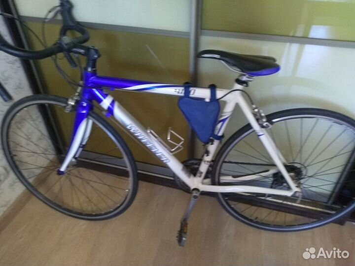 Шоссейный профессиональный велосипед Wheeler