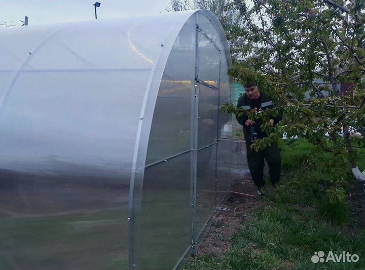 Теплица из поликарбоната