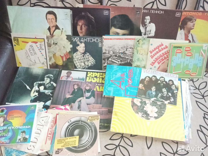 Виниловые пластинки с музыкой СССР винтажные