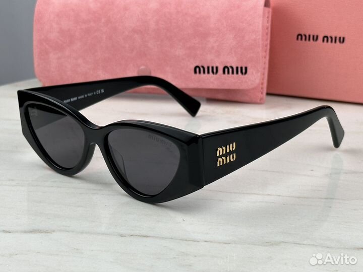 Очки Miu Miu
