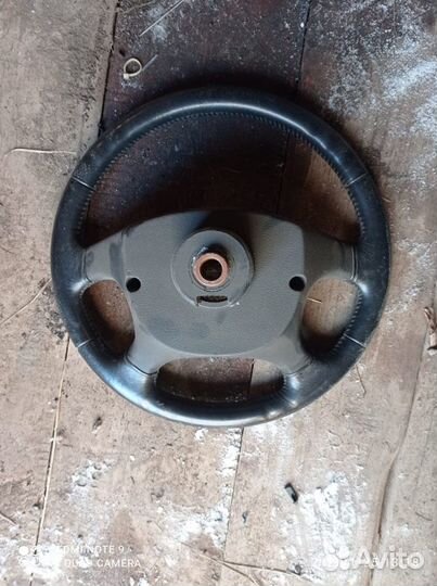 Руль Пежо 607 с дефектом