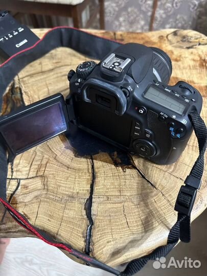 Фотоаппарат Canon eos60d + объектив 18-55mm