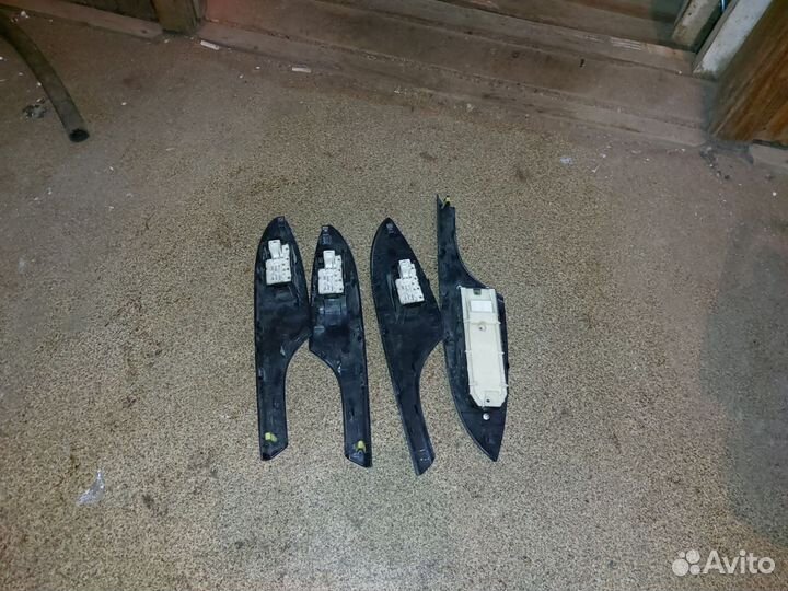 Блоки стеклоподьемников