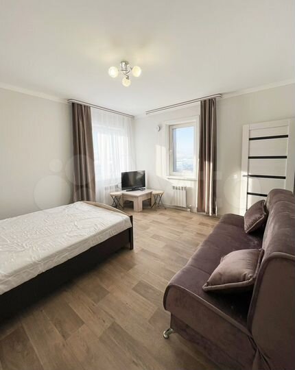 1-к. квартира, 40 м², 3/18 эт.