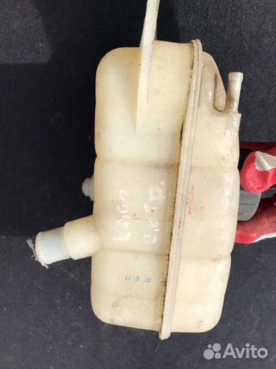 Ssang Yong kyron расширительный бачок