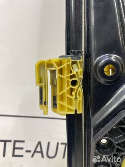 Стеклоподьемник передний правый Bmw 5 F10 2012