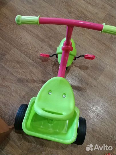 Трехколесный детский велосипед