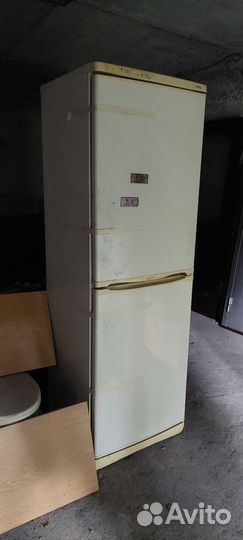 Холодильник бу на запчасти