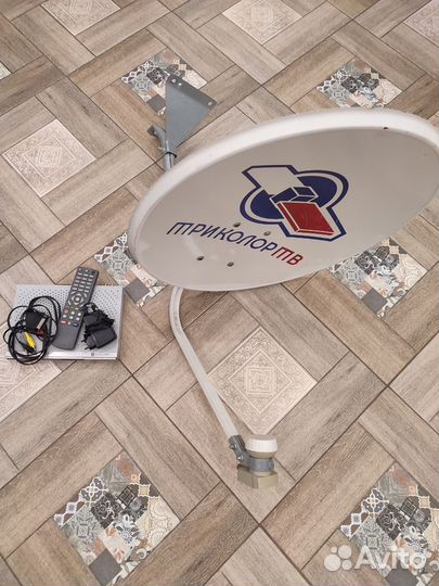 Ресивер триколор gs u510