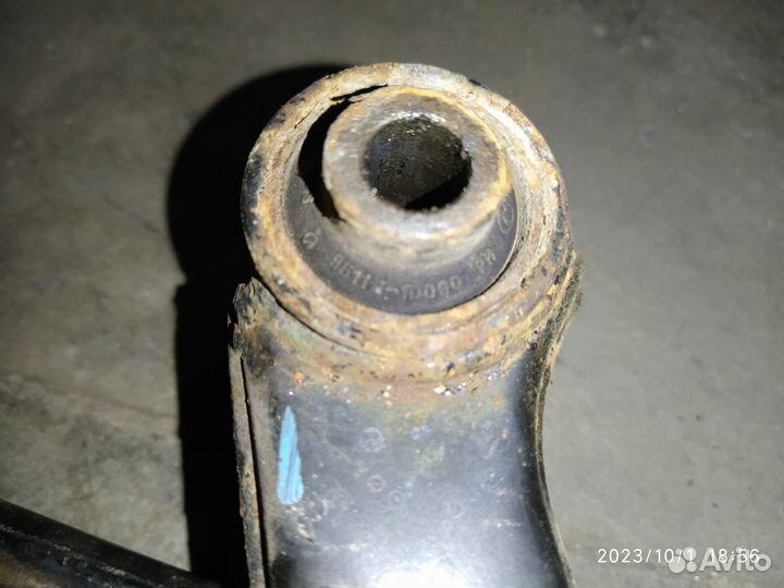 Верхний поперечный рычаг задней подвески elantra