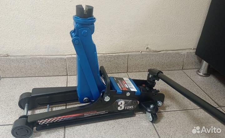 Домкрат подкатной низкий, 85-380mm,гп 3т Forsage
