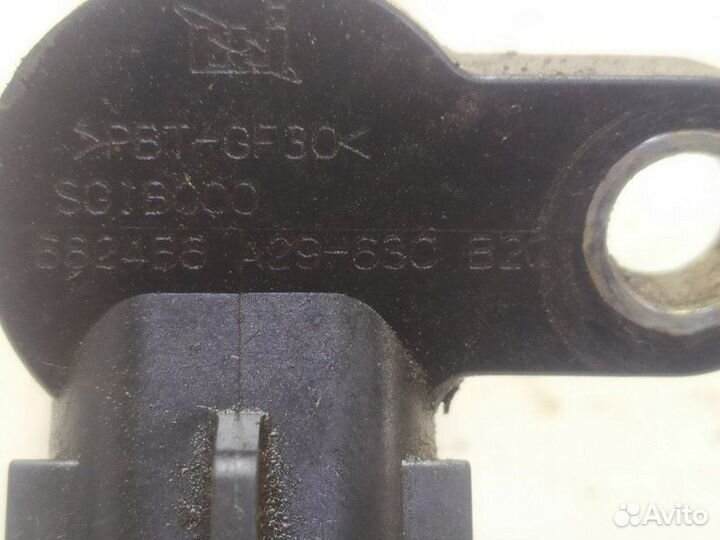 Датчик положения коленвала Nissan Almera N16