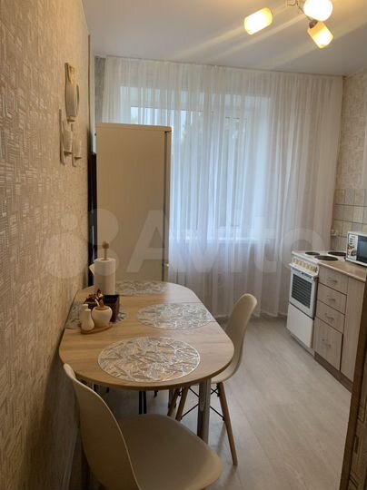 2-к. квартира, 52 м², 4/5 эт.