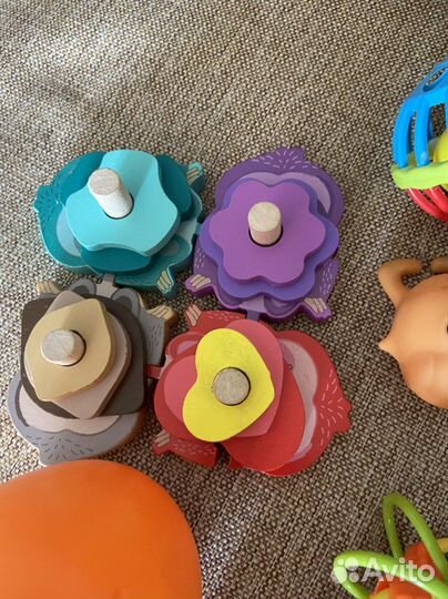 Игрушки для малыша