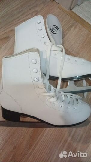 Коньки Новые