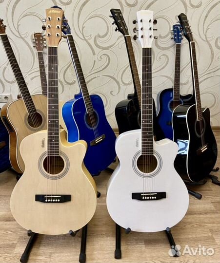 Акустическая гитара Elitaro с чехлом