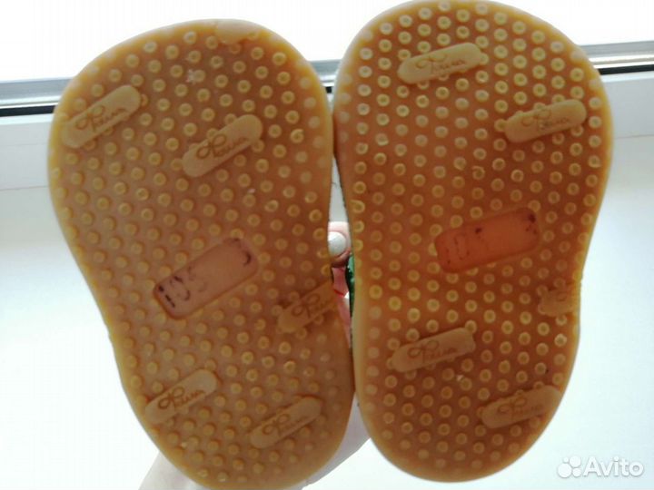 Сандали детские на первые шаги