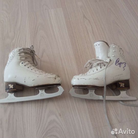 Фигурные коньки risport rf3 pro 220р