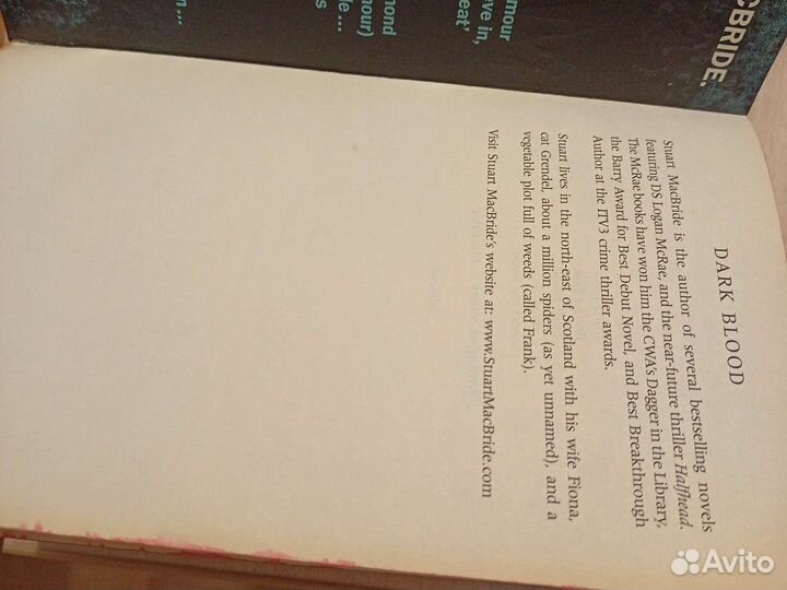 Книга на английском языке Dark Blood