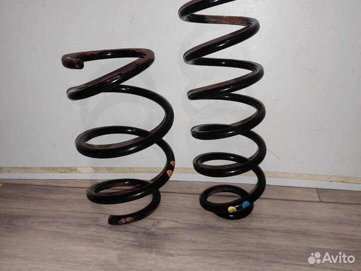 Передняя пружина Логан 2