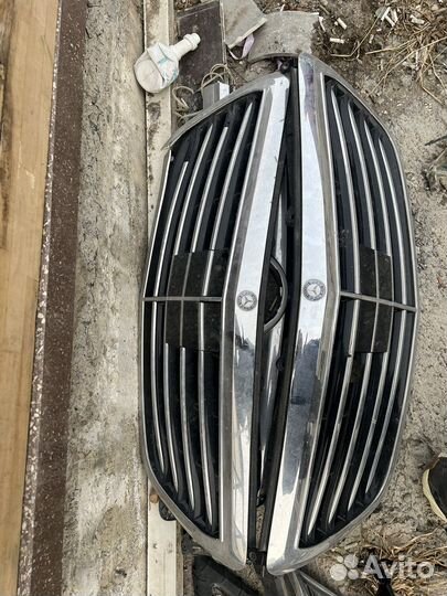 Решетка радиатора mercedes w222 w221
