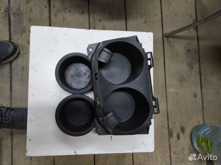 Подстаканник rav 4 aca30