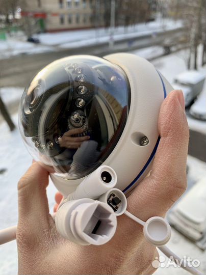 Купольная, антивандальная iP/Wi-Fi видеокамера