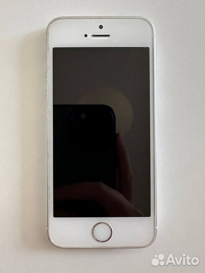 iPhone SE, 32 ГБ